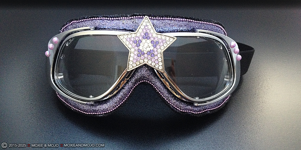 Moxie & Mojo  :: Purple Passion