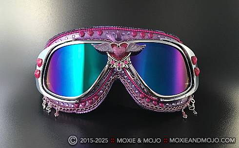 Moxie and Mojo Key to my Heart Goggles