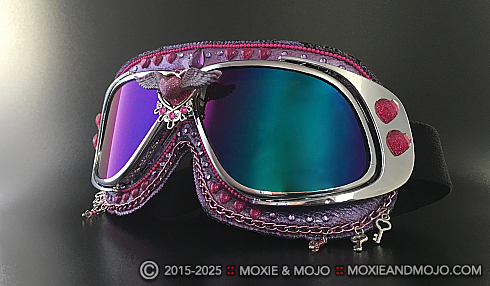 Moxie and Mojo Key to my Heart Goggles