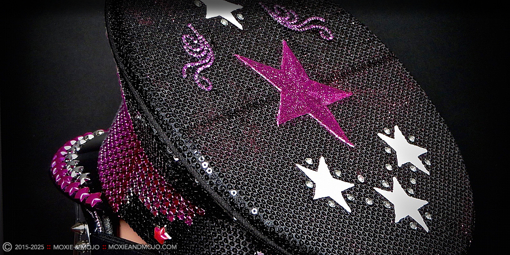 Moxie & Mojo  :: All Star