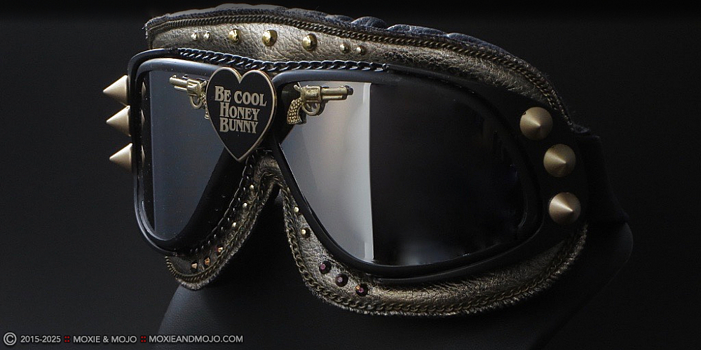 Moxie & Mojo  :: Be Cool Honey Bunny