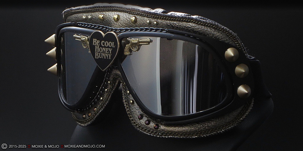 Moxie & Mojo  :: Be Cool Honey Bunny