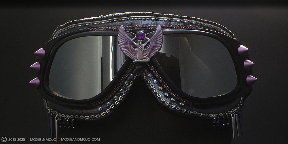 Moxie & Mojo  :: Purple Goddess