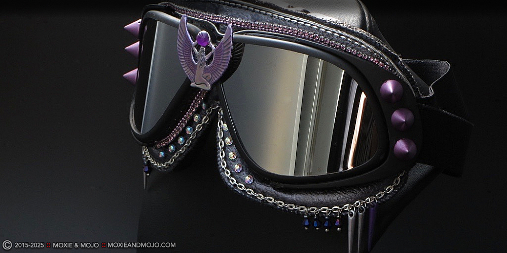 Moxie & Mojo  :: Purple Goddess