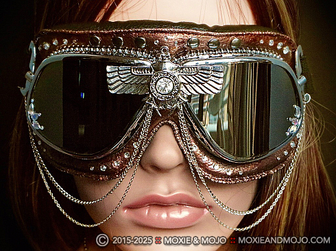 Moxie and Mojo Scarab in the Sky Goggles