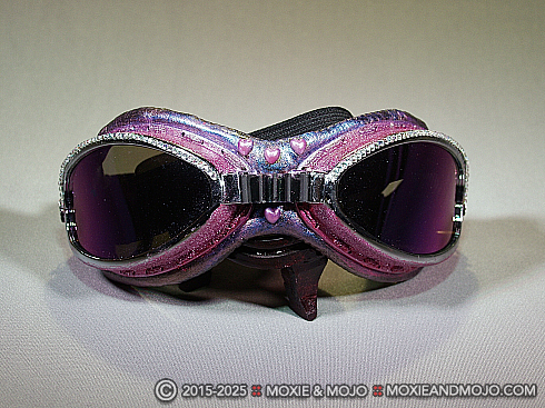 Moxie and Mojo Heart on You Goggles