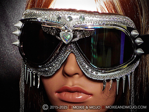 Moxie and Mojo Silver Lining Goggles