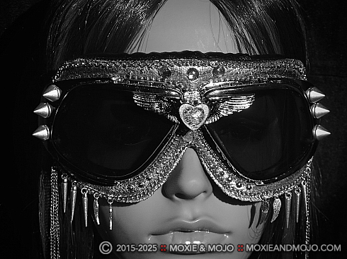 Moxie and Mojo Silver Lining Goggles