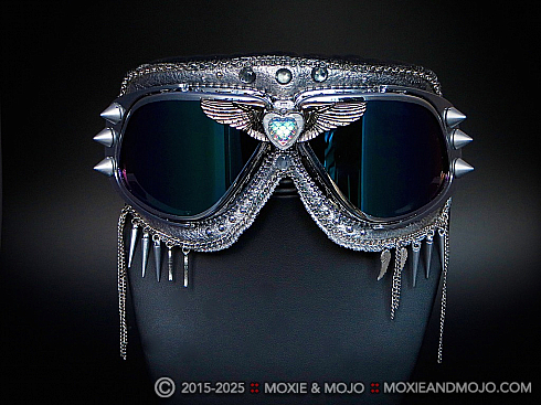 Moxie and Mojo Silver Lining Goggles