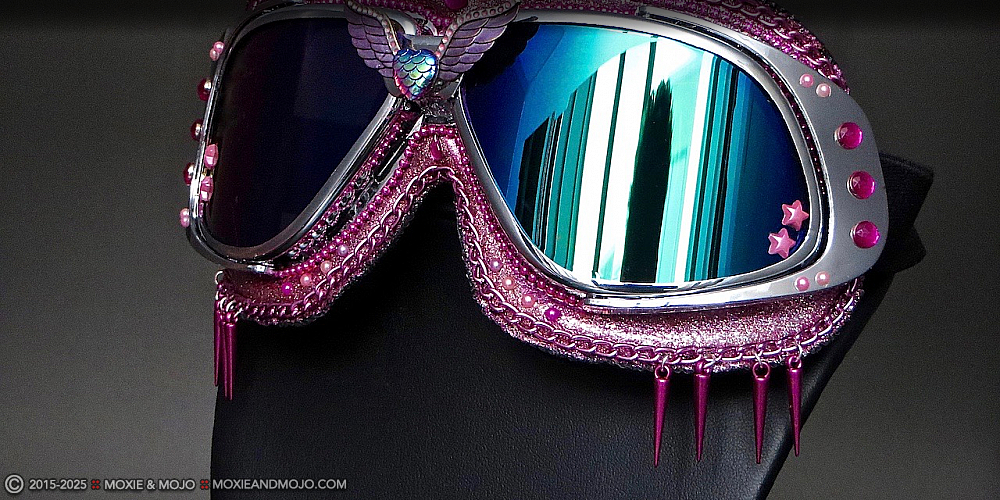 Moxie & Mojo  :: Haute Pink