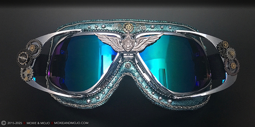 Moxie & Mojo  :: Gear Up