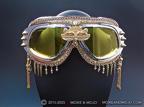 Moxie and Mojo The Gates of Dawn Goggles