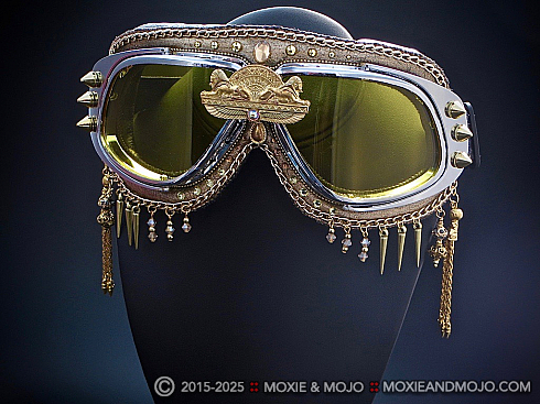 Moxie and Mojo The Gates of Dawn Goggles