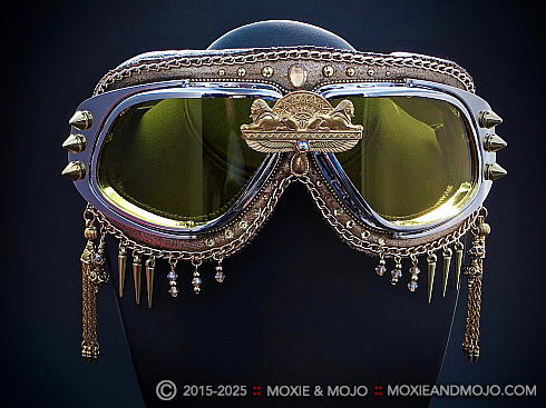 Moxie and Mojo The Gates of Dawn Goggles