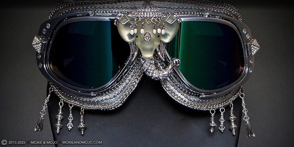 Moxie & Mojo  :: Ganesha