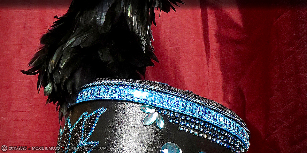 Moxie & Mojo  :: Blue Lotus