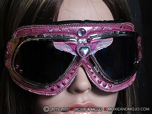 Moxie and Mojo Tickled Pink Goggles