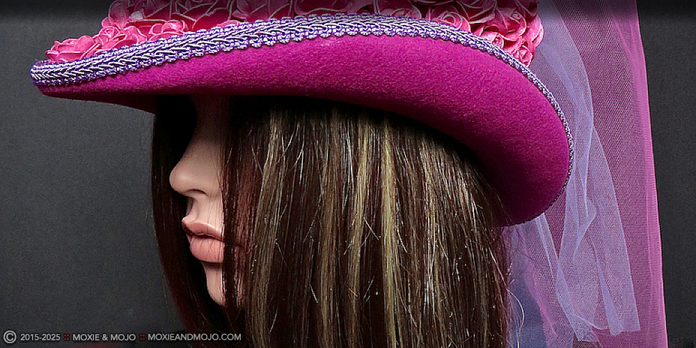 Moxie & Mojo  :: Moonlit Roses