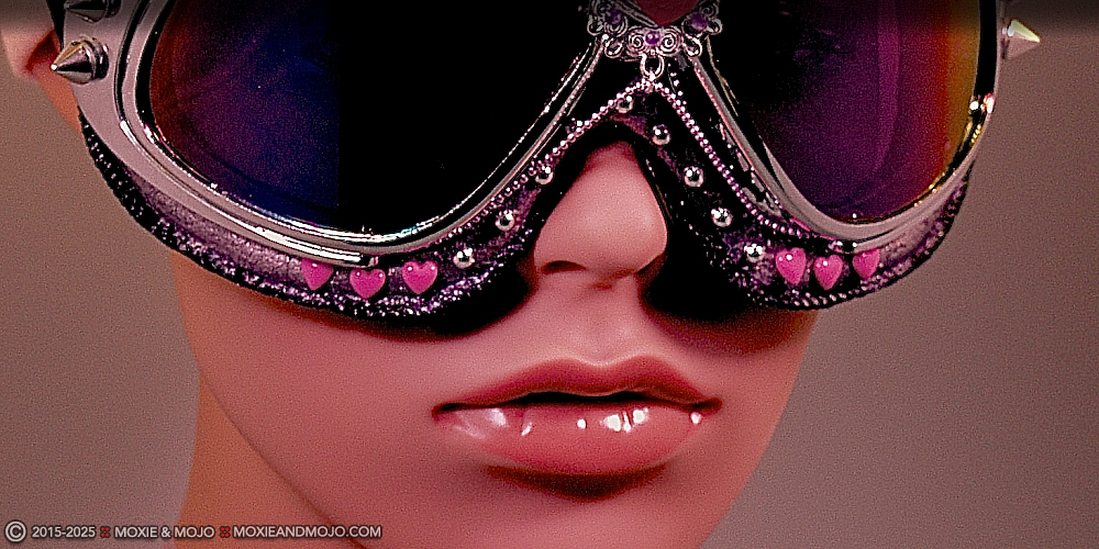 Moxie & Mojo  :: Purple Haze