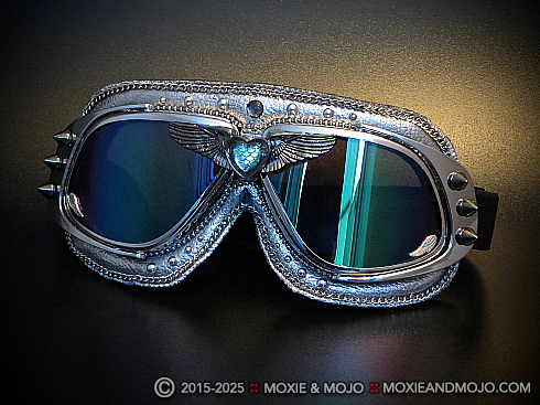 Moxie and Mojo True Heart Goggles