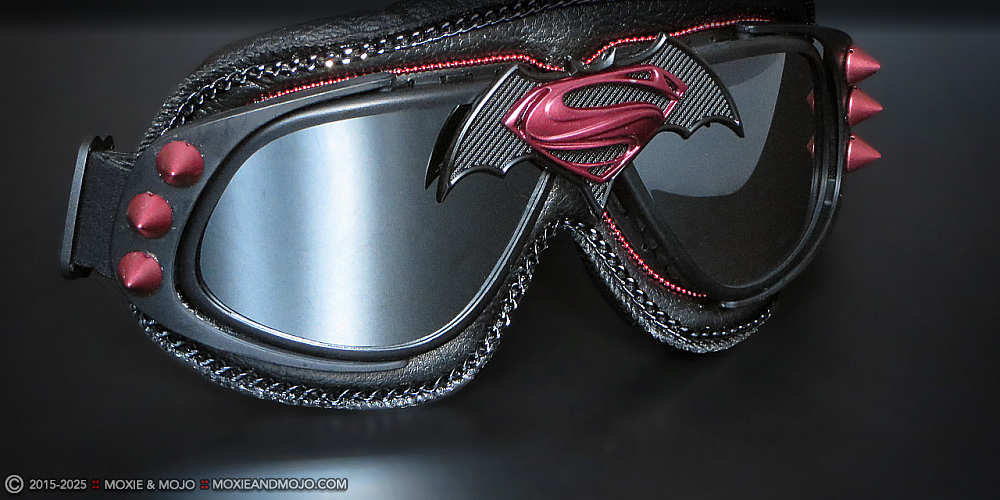 Moxie & Mojo  :: SuperBatman