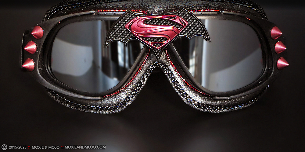 Moxie & Mojo  :: SuperBatman
