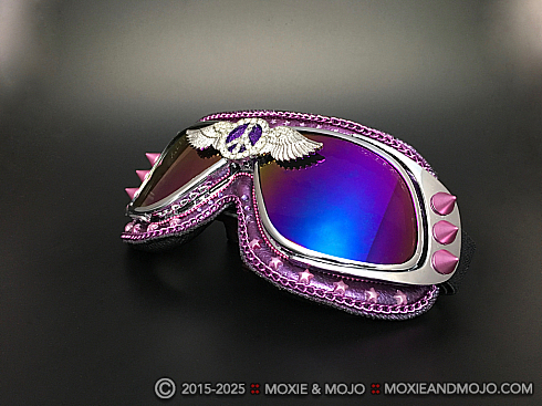Moxie and Mojo Peace of Mind Goggles