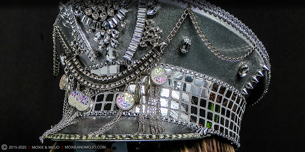 Moxie & Mojo  :: Sparkle