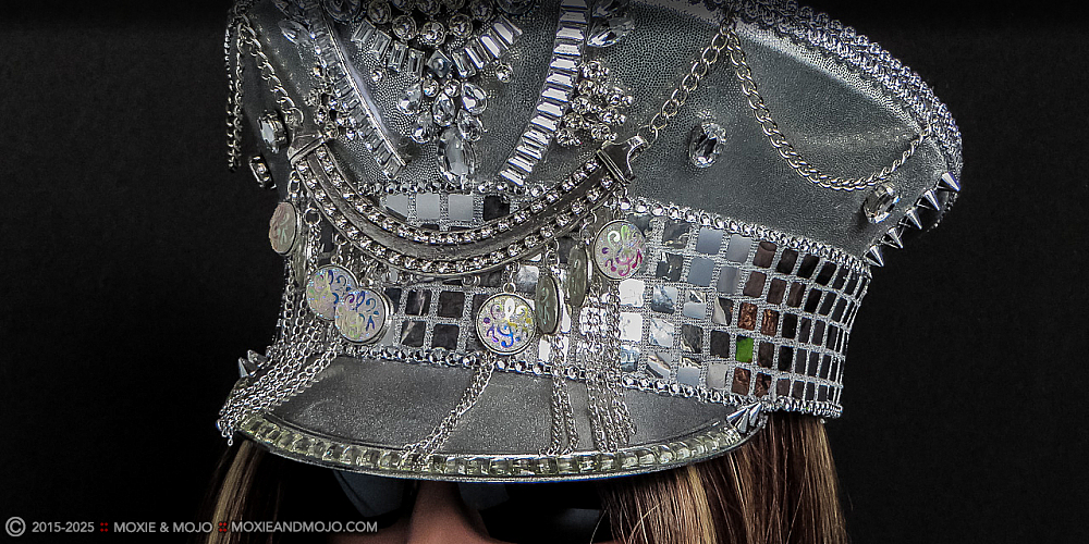 Moxie & Mojo  :: Sparkle