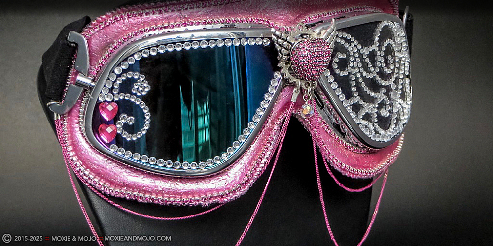 Moxie & Mojo  :: Diamond Life