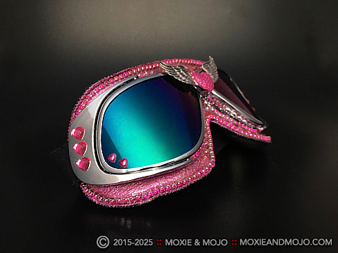Moxie and Mojo My Heart Belongs to You Goggles