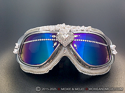 Moxie and Mojo White Roses 2017 Goggles