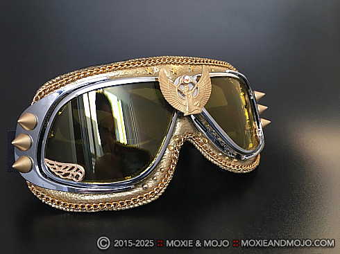 Moxie and Mojo Good as Gold Goggles