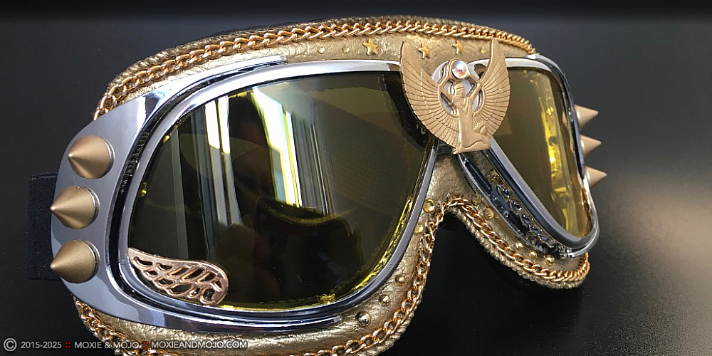 Moxie & Mojo  :: Good as Gold