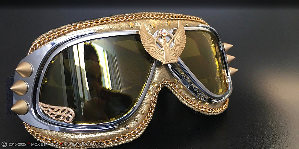 Moxie & Mojo  :: Good as Gold