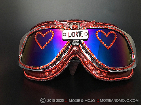 Moxie and Mojo I Feel Love Goggles