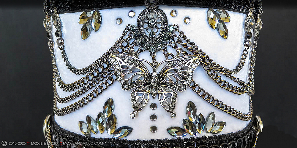 Moxie & Mojo  :: Madame Butterfly