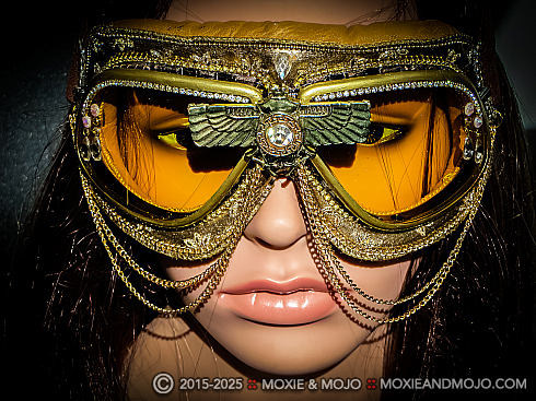 Moxie and Mojo Golden Child Goggles