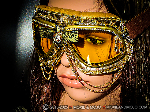Moxie and Mojo Golden Child Goggles