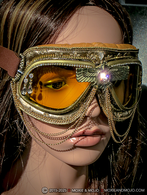 Moxie and Mojo Golden Child Goggles