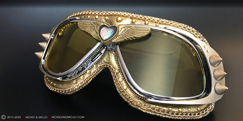 Moxie & Mojo  :: Gold As It Gets