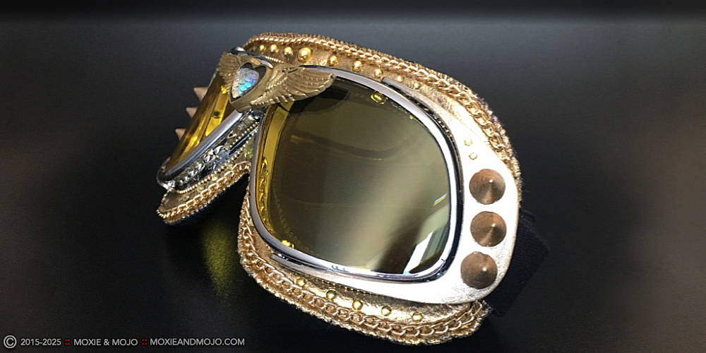 Moxie & Mojo  :: Gold As It Gets