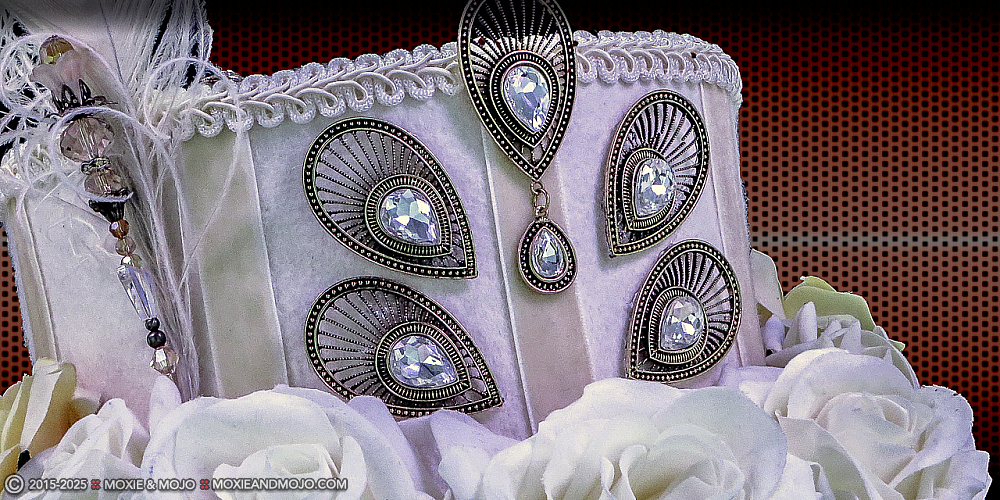 Moxie & Mojo  :: Bohemian Couture