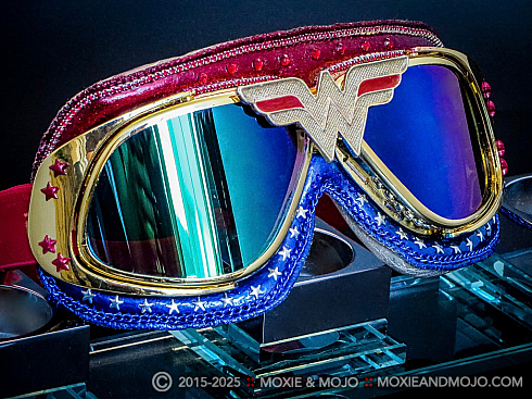 Moxie and Mojo Wonder Woman - Classic Goggles