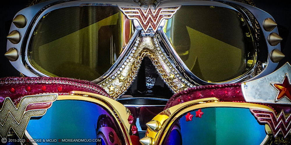 Moxie & Mojo  :: Wonder Woman - Gold Warrior