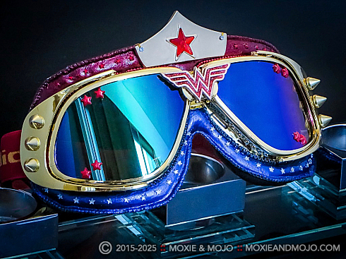 Moxie and Mojo Wonder Woman - Tiara Goggles