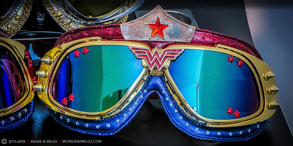 Moxie & Mojo  :: Wonder Woman - Tiara