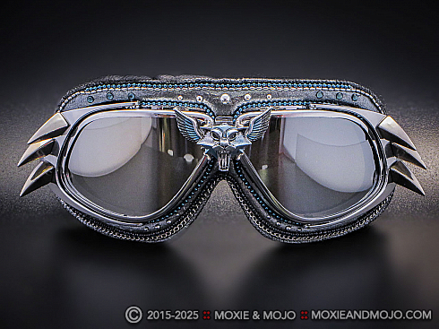 Moxie and Mojo Tazmanian Devil Goggles