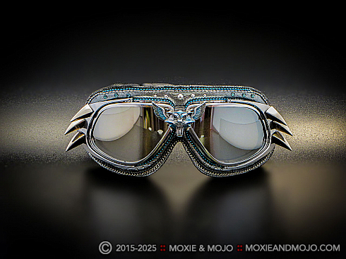 Moxie and Mojo Tazmanian Devil Goggles