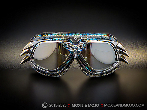 Moxie and Mojo Tazmanian Devil Goggles